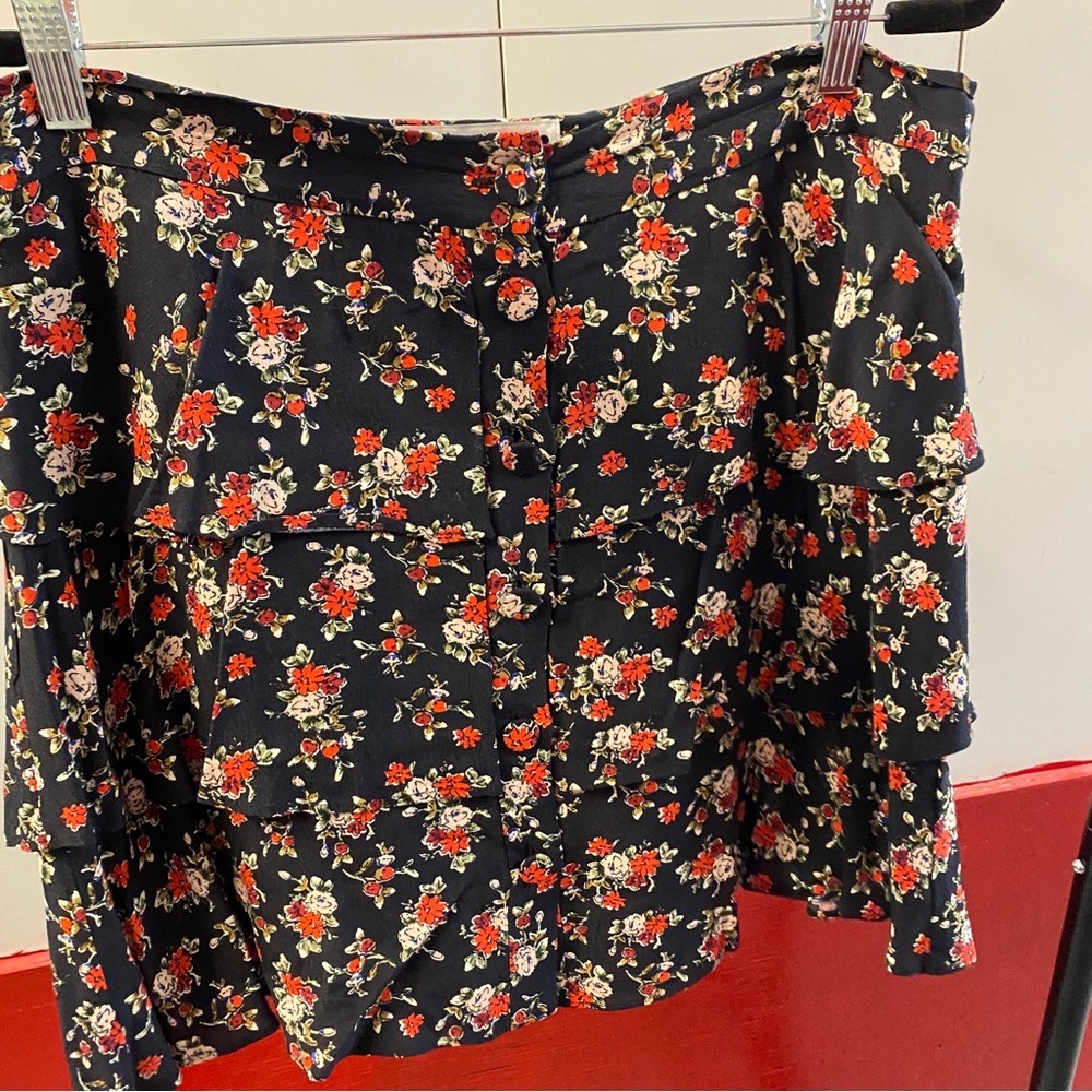 Zara Floral Tiered Mini Skirt - Black with Red & Cream Blooms | Size XL
